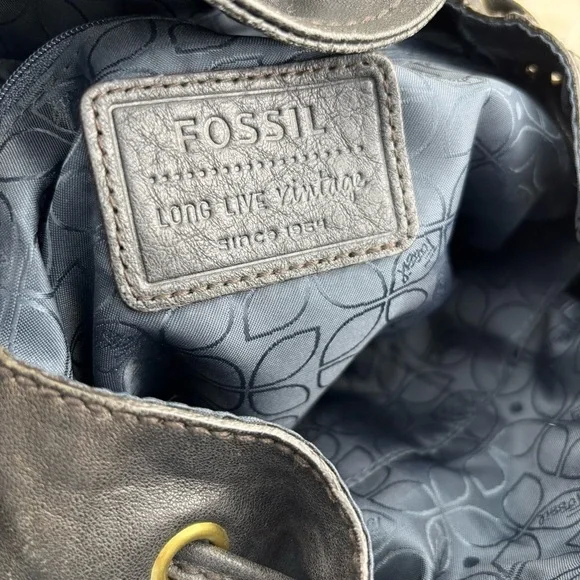 FOSSIL BLACK ALL LEATHER BACKPACK - Picture 6 of 9